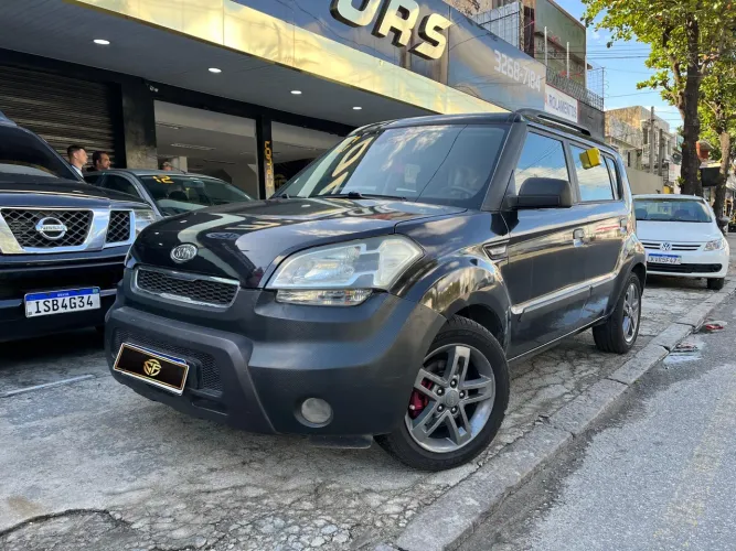 VENDO KIA SOUL 2010 , pequena entrada + parcelas fixass!!!
