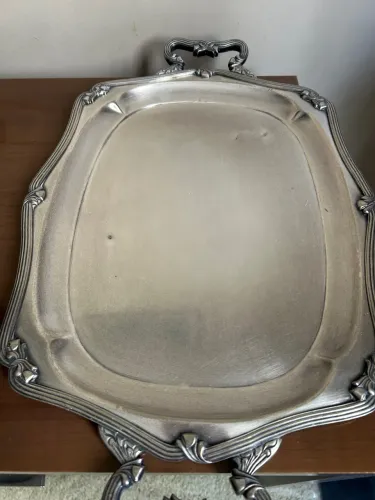 Bandeja Antiga em Prata- com Detalhes Ornamentais