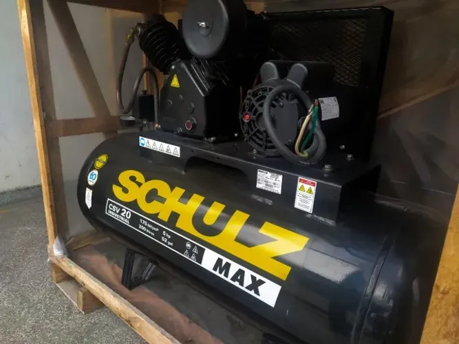 Compressor Schulz CSV20 MAX 20 de Ar com 200 litros - 5 hp - monofásico 220V