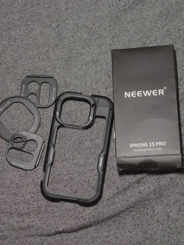 Neewer Cage iPhone 15 pro ( como novo )