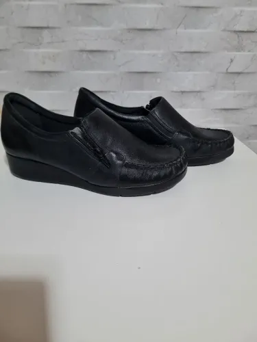 Sapato feminino preto CONFORTFLEX