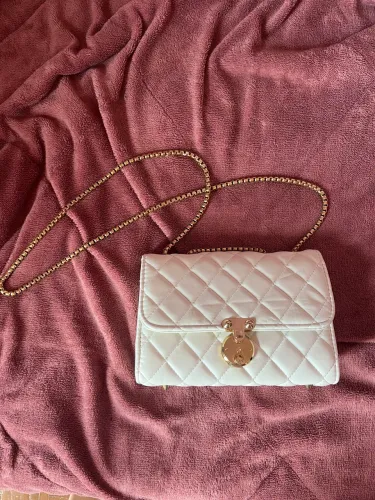Bolsa branca corrente 