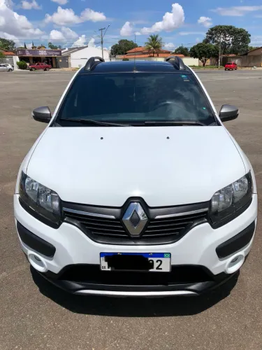 Renault Sandero Step. R. Curl Hi-power 1.6 8V 5P 2016