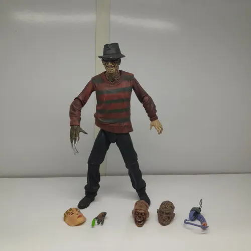 Figura Freddy Krueger neca Colecionável