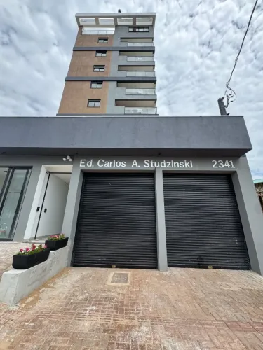Apartamento com Área Total de 180 m²