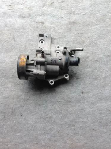 Bomba Agua Motor Sentra 2014
