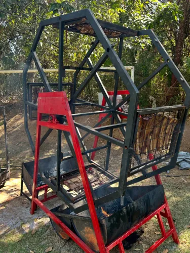 Locação roda gigante Costela