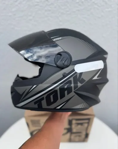 Capacete na promoção 