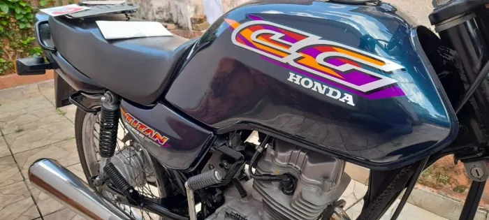 Titan 125 (colecionador)3mil km