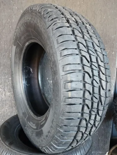 PNEUS 245/70/16 REMOLDADO VIPAL