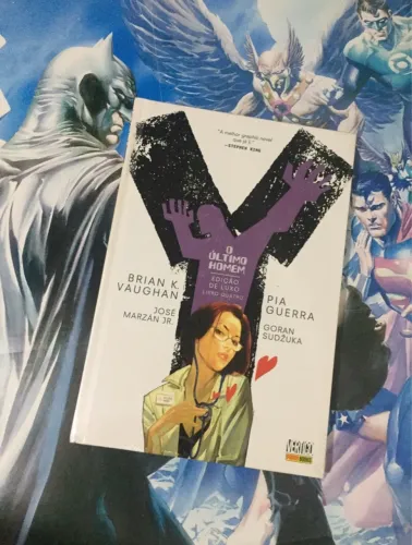 Y O ÚLTIMO HOMEM EDIÇÃO DE LUXO LIVRO QUATRO