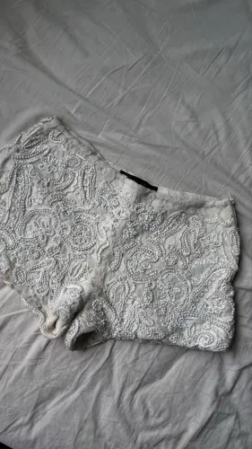 Short bordado ZARA 