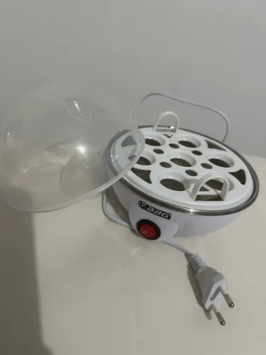 Cozedor de ovos a vapor