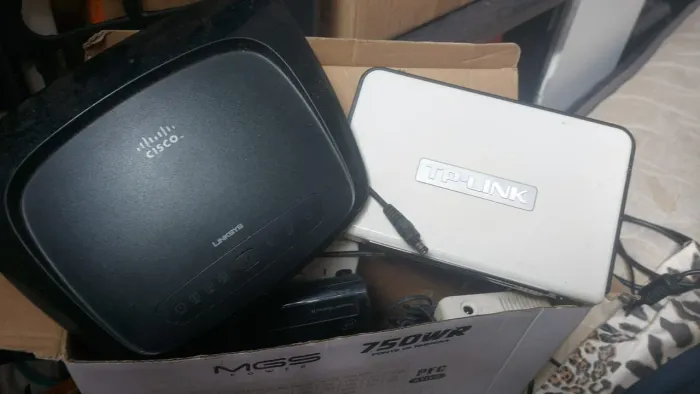 Lote de Roteadores Usados Funcionando ? TP-Link, Cisco, Intelbras e outros