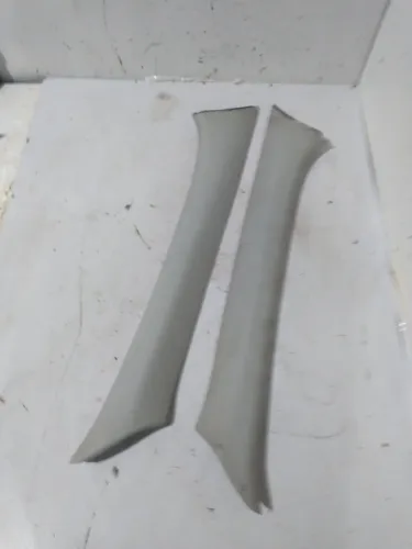 Par moldura coluna Peugeot 206 2005 