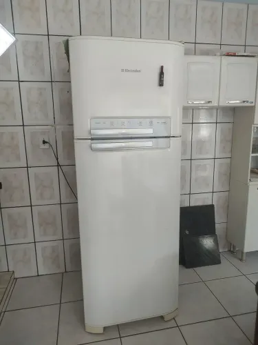 Geladeira eletrolux frost free df500 celebrate blue touch