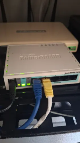 MIKROTIK ROUTER