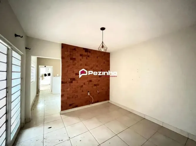 Casa à venda em Limeira, Vila Paulista, com 5 quartos, com 153 m²
