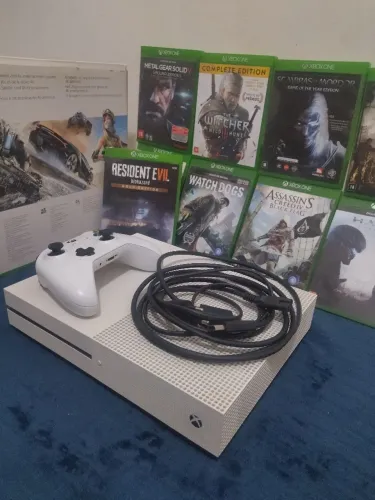 Xbox one s, 1tb, caixa, controle e 9 jogos