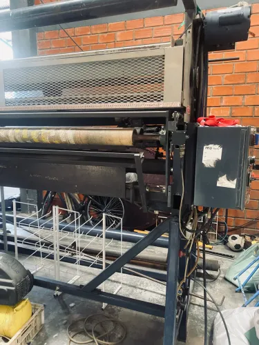 Máquina de cortar tecido em rolo na horizontal e vertical
