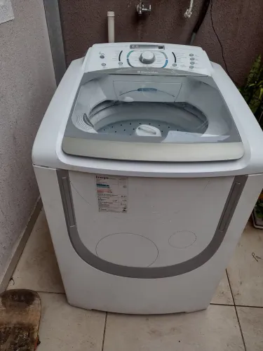 Máquina de Lavar Electrolux 15 kg (revisada - aceito cartão)