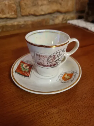 Xícara cafezinho e pires - antiguidade - Porcelana Emano