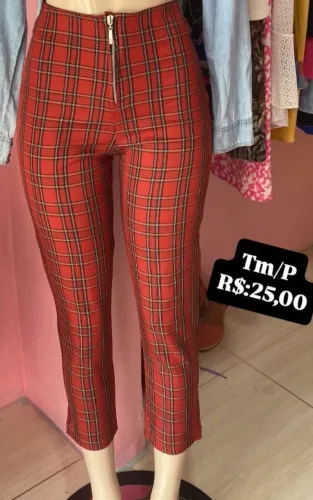 Calça xadrez vermelha - Tamanho P