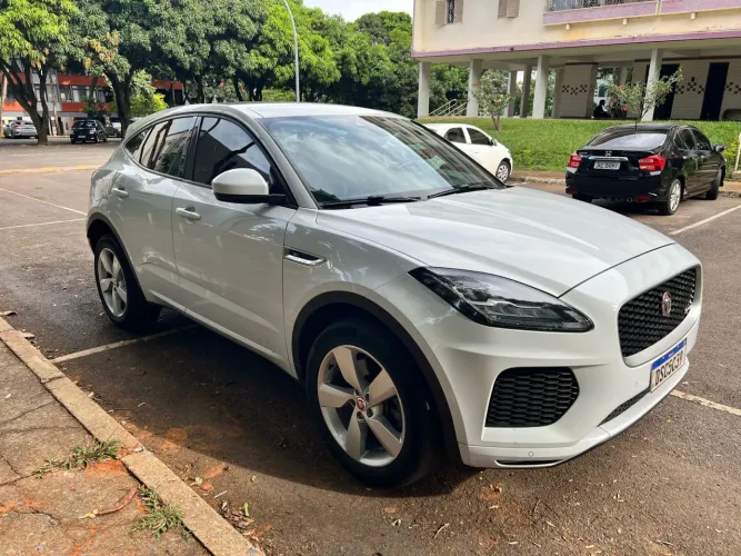 Jaguar E-Pace R-Dynamic 2019 Teto Solar Estado de 0k