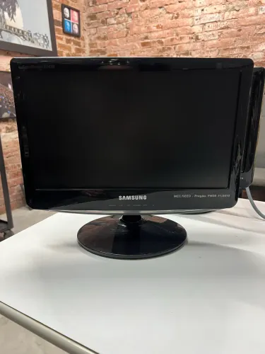 Monitor Samsung B1630n - 15.6