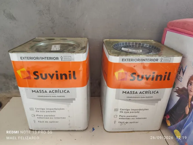 Massa  acrílica suvinil