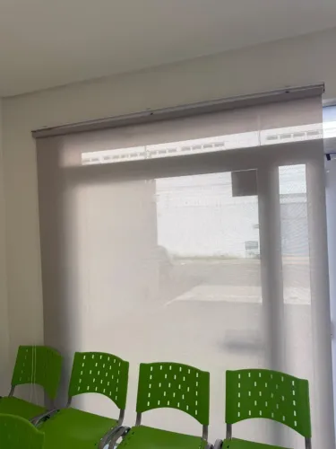 Título: Persiana Rolô Tela Solar Screen 3% 2,00 x 2,50 m - Excelente Estado