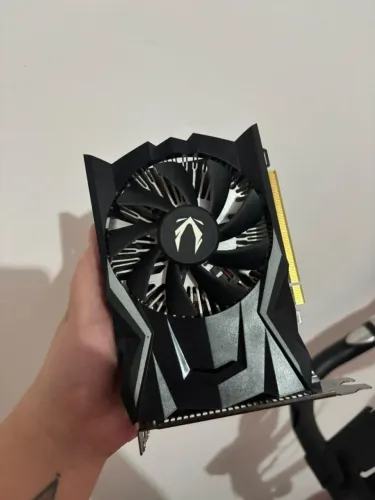 Placa de vídeo - GTX 1650 Zotac