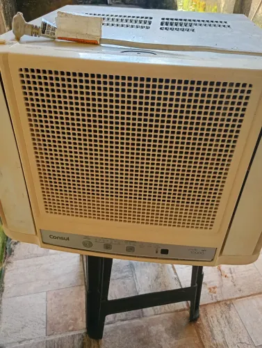 Ar Condicionado c/defeito