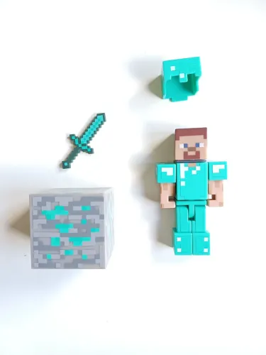 Minecraft Diamond Steve com armadura de diamante
