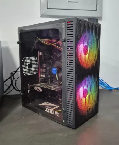 Computador i5-10400 8GB de RAM e 240GB de SSD