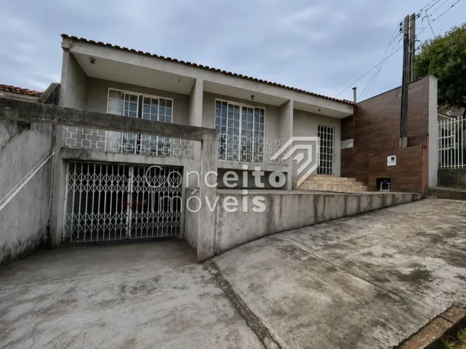 Sobrado Semimobiliado - Estrela