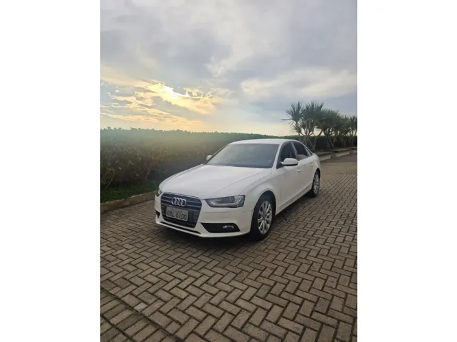Audi A4 2.0 Avant TFSI 183/180cv Multitroni 2013