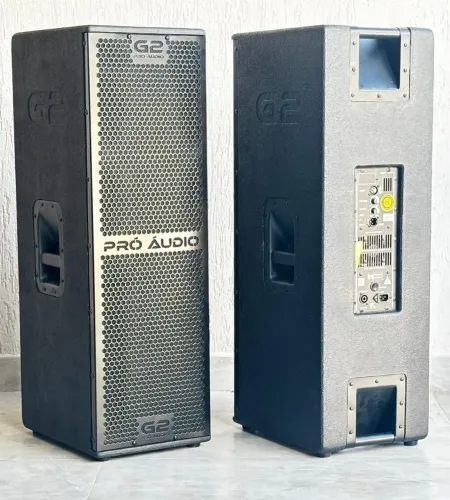 PAR DE LINE VERTICAL 210 + 2 T.I 1200 RMS<br> G² PRÓ ÁUDIO