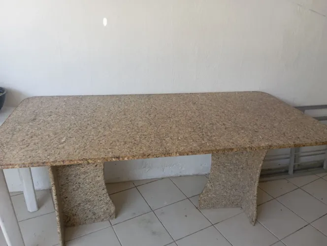 Mesa de mármore