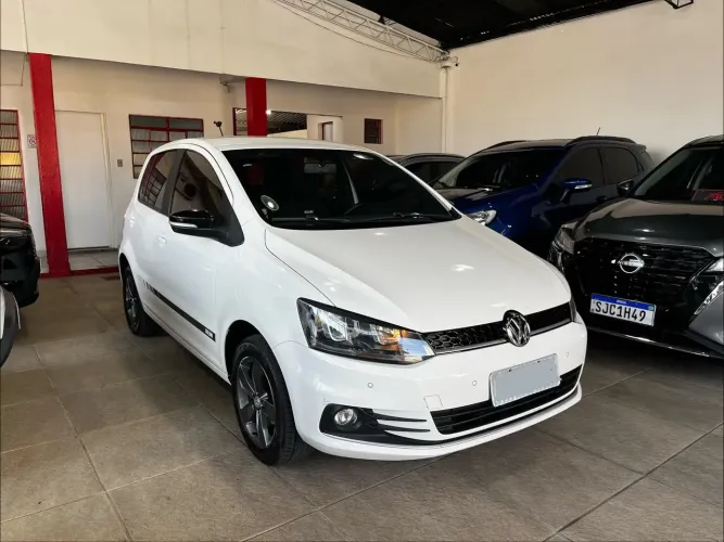 Volkswagen Fox RUN 1.6 Flex 8V 5P 2017