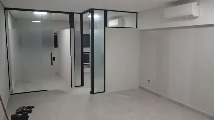 Sala Comercial Pronta para Uso no Helbor Aquarius | 36 m² | Ar-Condicionado Instalado