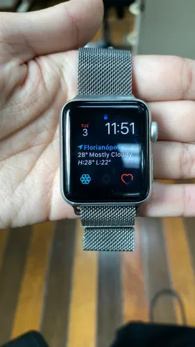 Apple Watch Series 3 38mm - Com caixa e acessórios