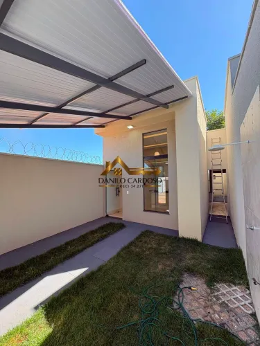 ENTRADA REDUZIDA ! EXCELENTE CASA NO RESIDENCIAL PARAÍSO GOIÂNIA/GO