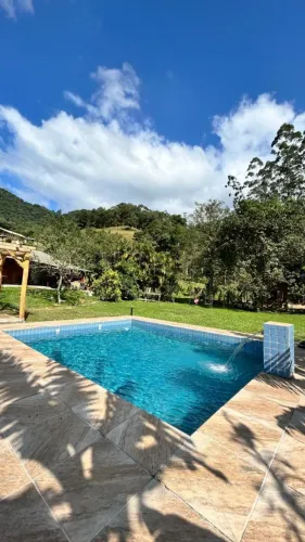 Chácara com Piscina