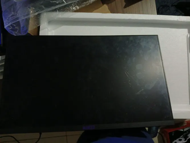 Monitor mancer informações na descrição 