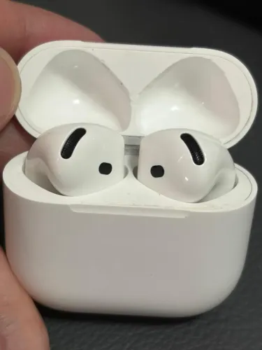 Airpods 4 com Cancelamento de Ruído