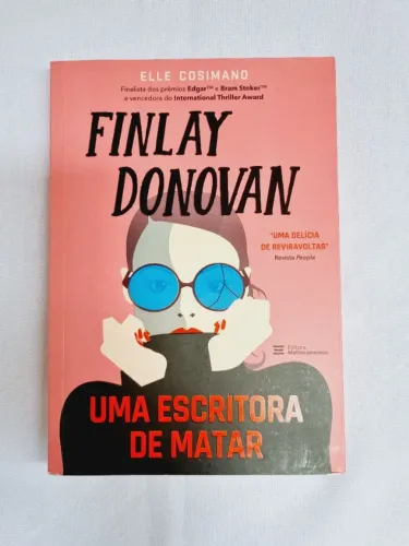 Livro Finlay Donovan Uma Escritora de Matar - Elle Cosimano - Usado