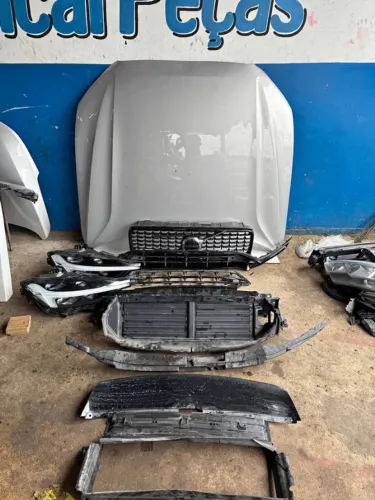 parachoque, farol e paralama volvo xc60 2019/2025