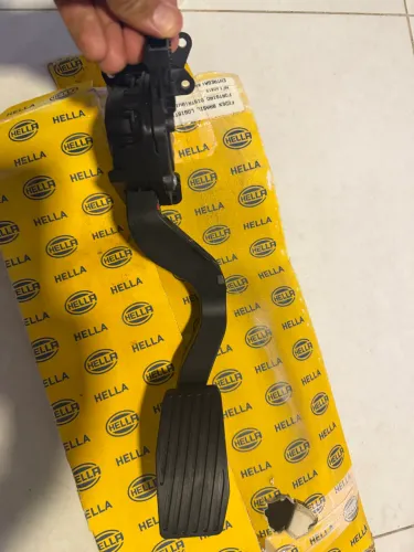 Pedal sensor acelerador