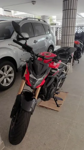 Moto Honda CB500f 2024/2024, único Dono, Vendo ou troco.